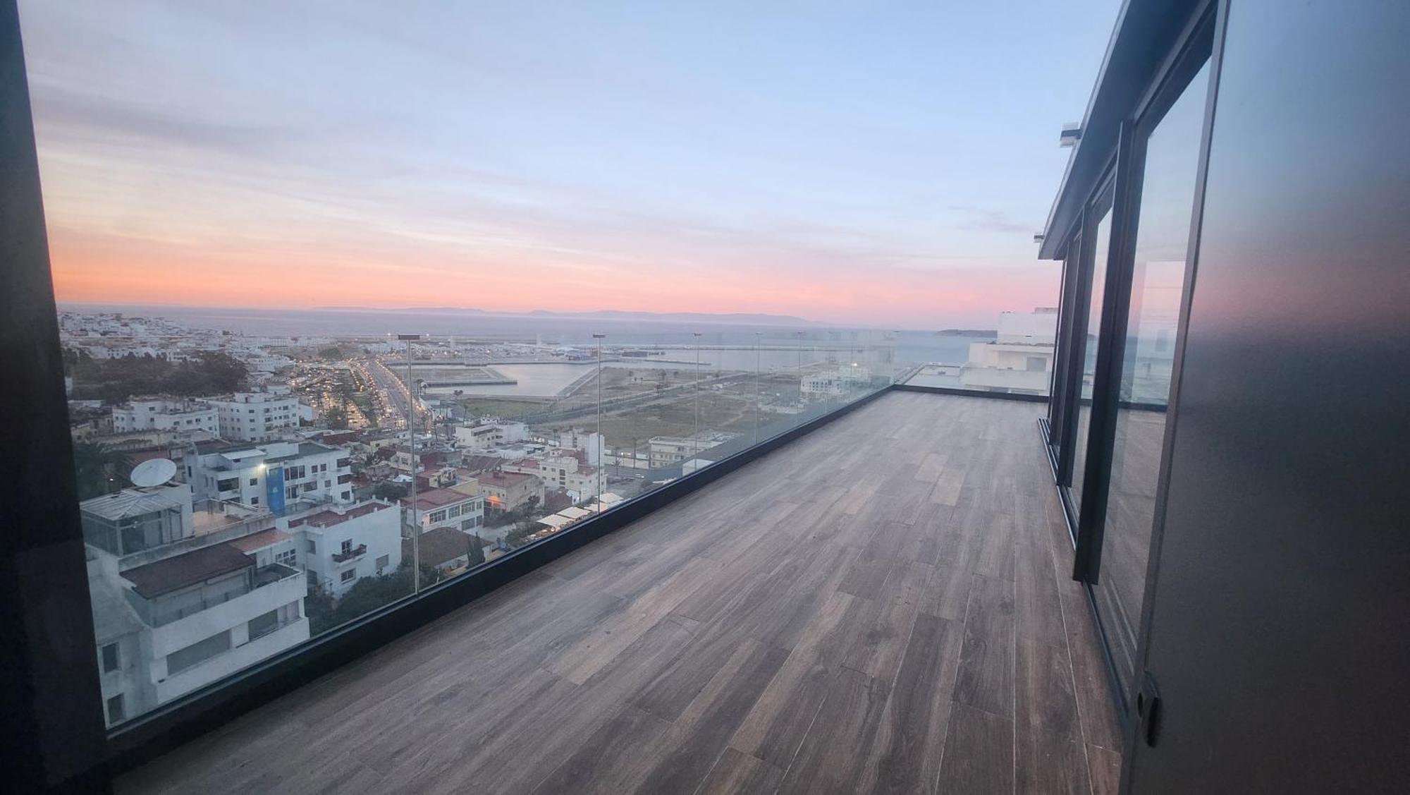 Magnifique Penthouse 160M2 Terrasse 90M2 Vue Mer Tanger Exteriör bild