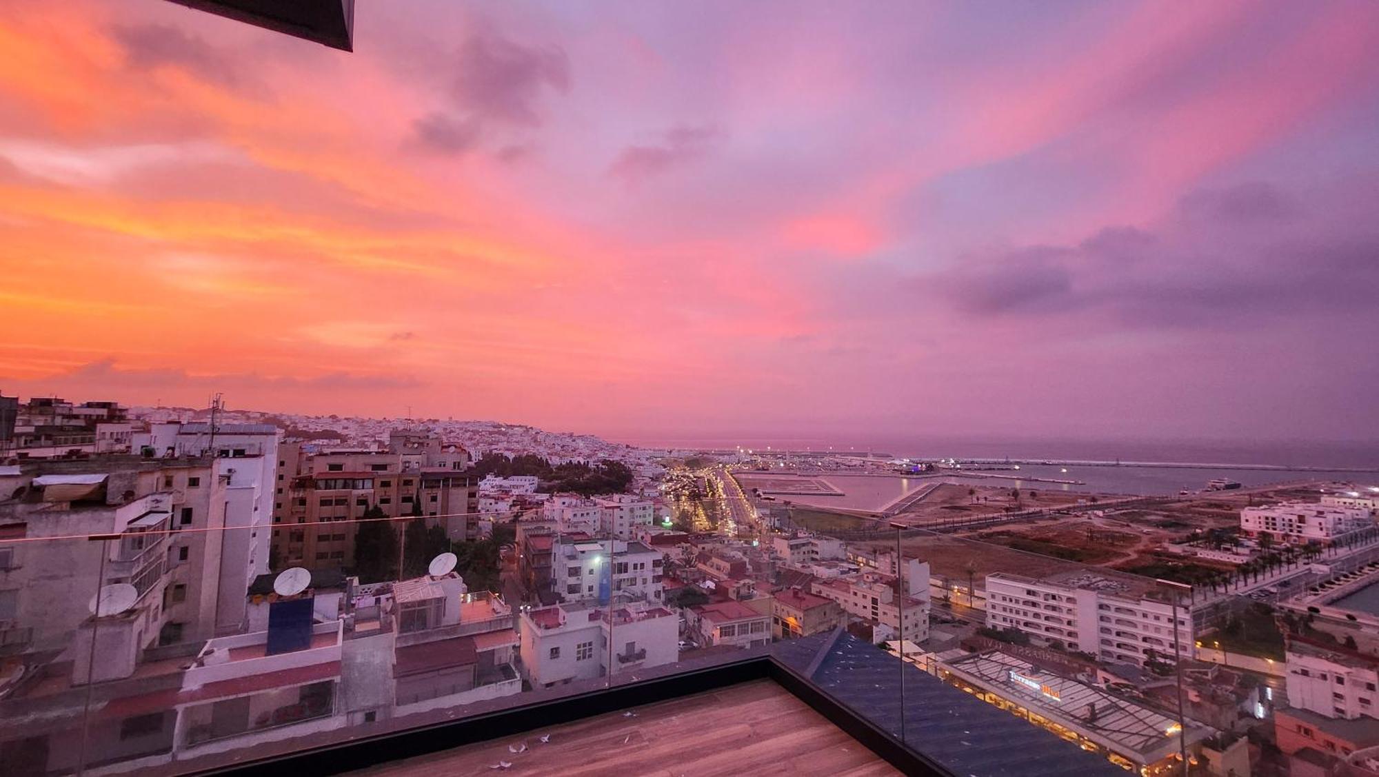 Magnifique Penthouse 160M2 Terrasse 90M2 Vue Mer Tanger Exteriör bild